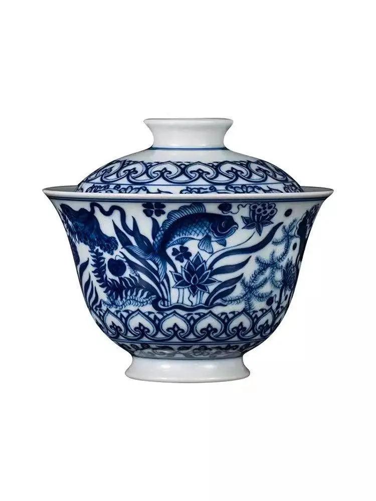 Jingdezhen Handmade Teacup - Classical 'Fish and Algae Pattern' in Blue and White | Traditional Chinese Teaware - Blue-and-White